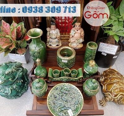 Bộ bàn thờ Thần Tài Men lục bảo