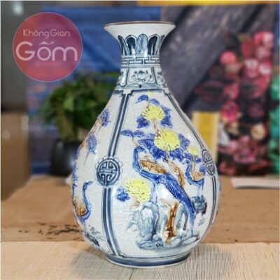Tỳ bà đắp nổi cây tùng nhỏ