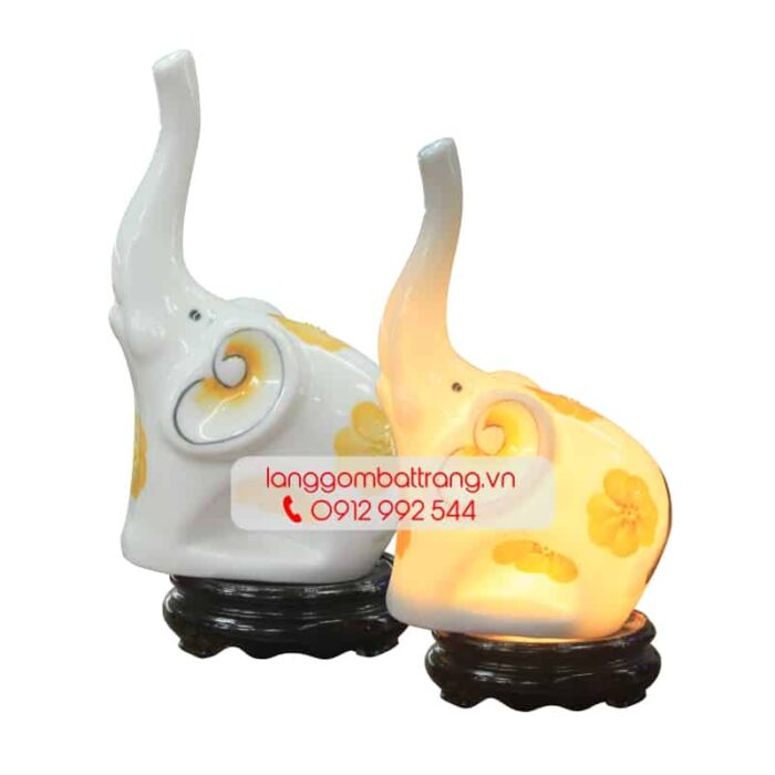 Đèn xông tinh dầu điện voi ngẩng vòi - Hình ảnh 3