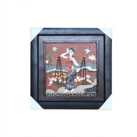 Tranh gốm Thiếu nữ gánh sen