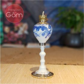 Đèn dầu thờ men lam Bát Tràng vẽ hoa văn dáng quả lê BT-ĐT09