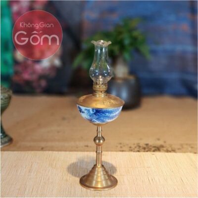 Đèn chân đồng bát phượng
