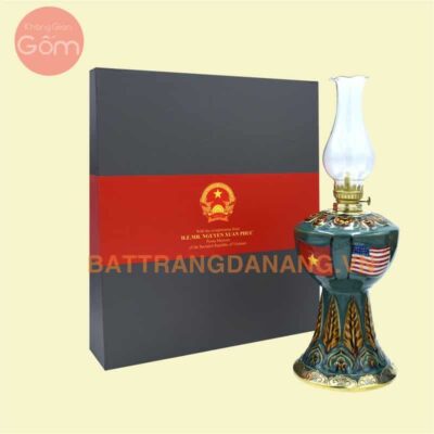 Đèn gốm sứ Bát Tràng giả cổ in logo KGG01