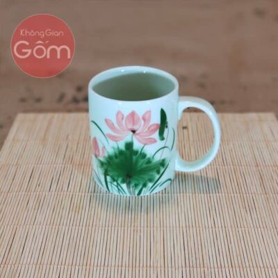 Cốc vẽ sen