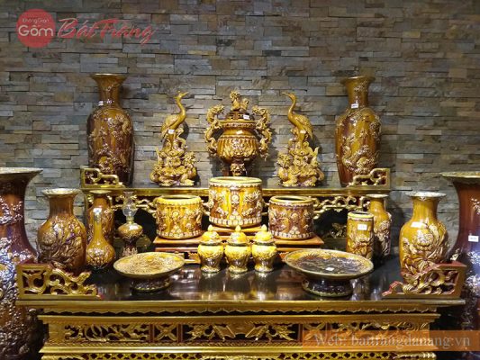 Bộ thờ cúng gốm sứ Bát Tràng