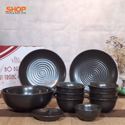 Cửa hàng bán lẻ bát đĩa bàn ăn gốm sứ