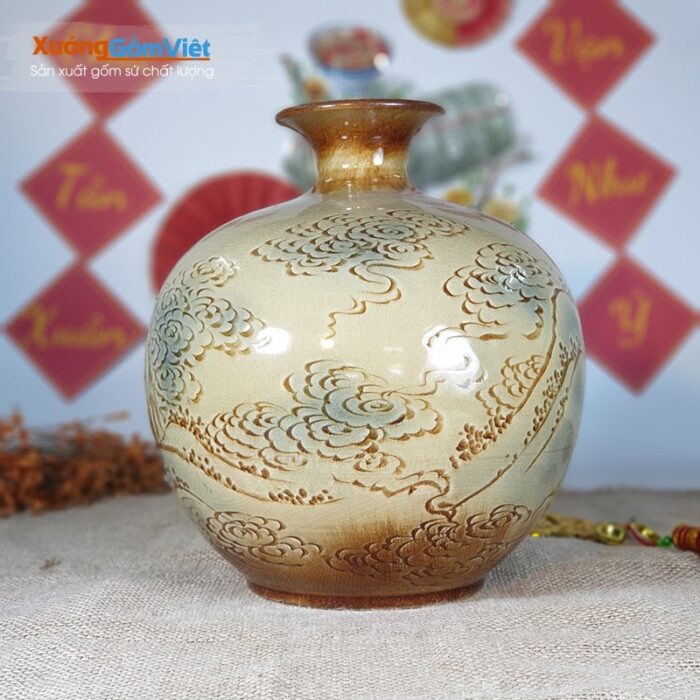 Bình hút lộc điêu khắc Cầu Vàng