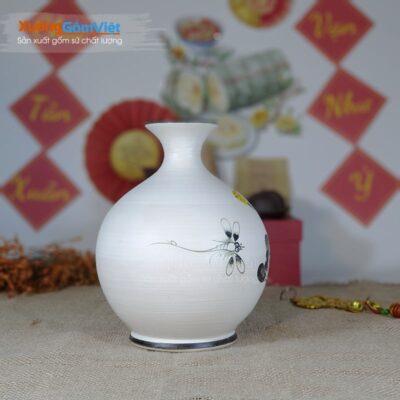Bình hoa dáng tỏi vẽ sen