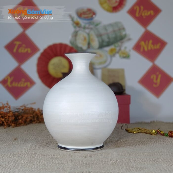 Bình hoa dáng tỏi vẽ sen