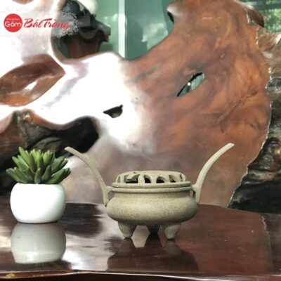 Xông trầm gốm Bát Tràng