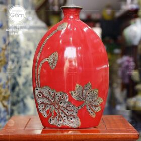 Lọ hoa màu đỏ dáng dẹp hoạ tiết sen vẽ vàng BT-BH30