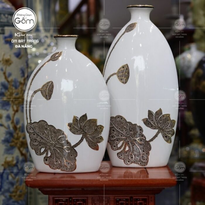 lo-hoa-bat-trang-mau-trang-dang-dep-hoa-tiet-hoa-sen-ve-vang (3)