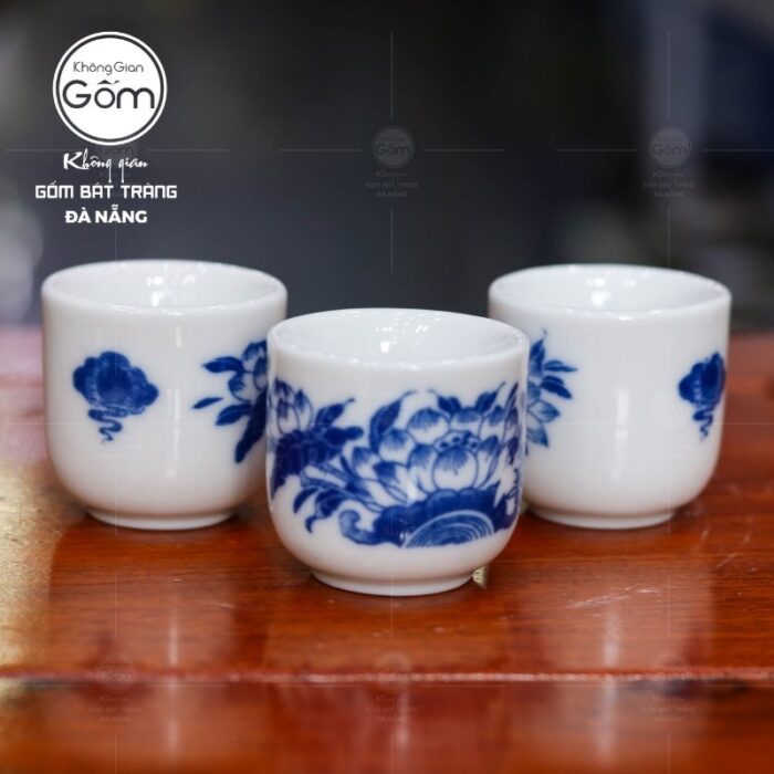 bo-ky-ngai-3-men-lam-bat-trang-hoa-tiet-hoa-sen-ve-tay (4)