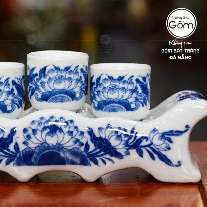 bo-ky-ngai-3-men-lam-bat-trang-hoa-tiet-hoa-sen-ve-tay (5)