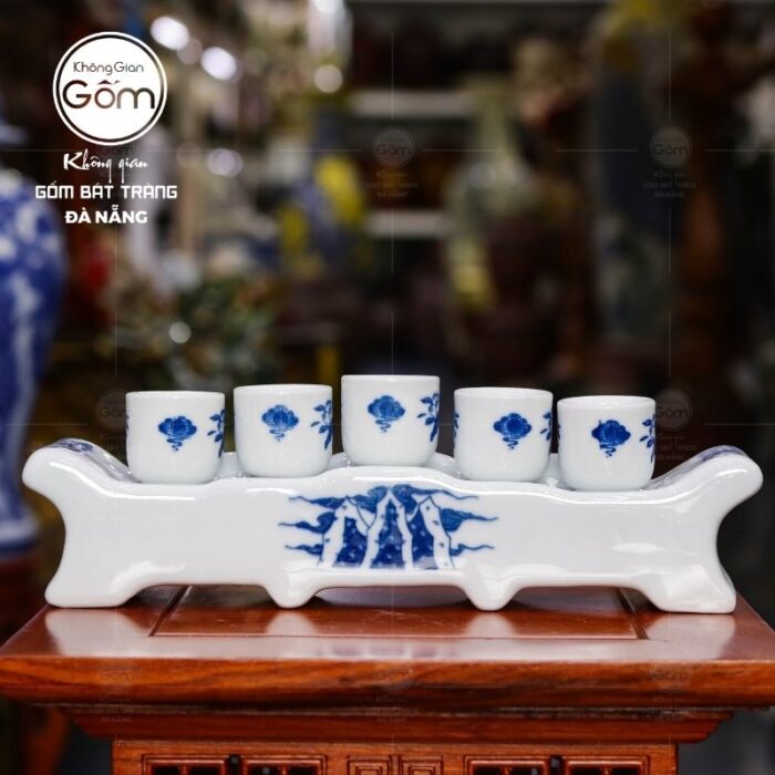 bo-ky-ngai-5-men-lam-bat-trang-hoa-tiet-hoa-sen-ve-tay (2)