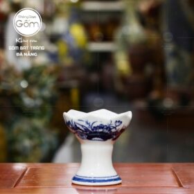 Chân nến cao men lam Bát Tràng họa tiết hoa sen vẽ tay BT-ĐN05