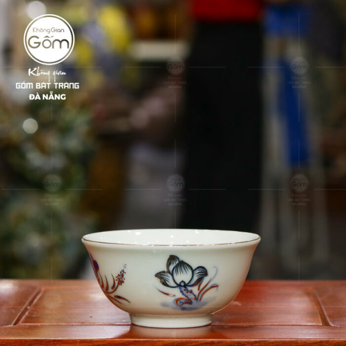chen-com-tho-bat-trang-hoa-tiet-hoa-sen-men-lam-ve-vang-2