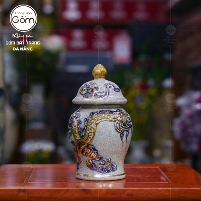 choe-tho-bat-trang-men-ran-ve-vang-hoa-tiet-rong-chau-nguyet-2
