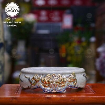 de-bat-huong-bat-trang-men-ran-ve-vang-hoa-tiet-hoa-sen-1