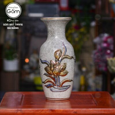 lo-hoa-tho-bat-trang-men-ran-ve-vang-hoa-tiet-hoa-sen-2