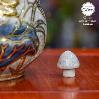 nam-ruou-tho-1-bau-bat-trang-men-ran-ve-vang-hoa-hoa-sen-6