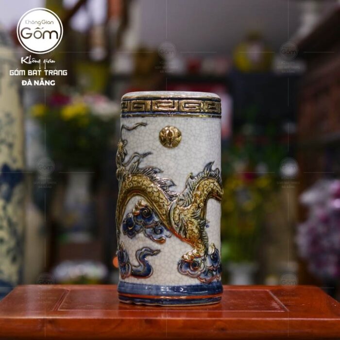 ong-huong-bat-trang-men-ran-ve-vang-hoa-tiet-rong-chau-nguyet-2
