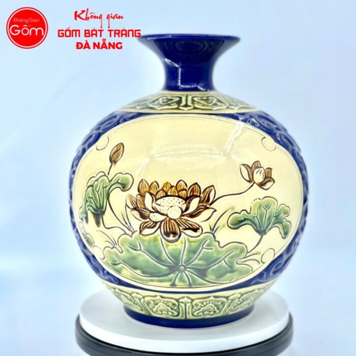 binh-hut-loc-bat-trang-hoa-tiet-hoa-sen-khac-noi-mau-xanh-duong-cao-30cm