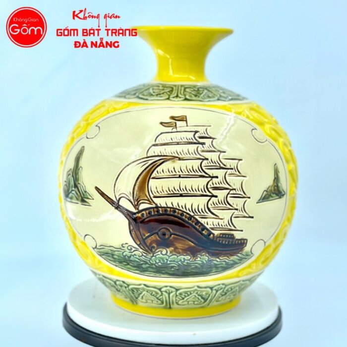 binh-hut-loc-bat-trang-hoa-tiet-thuan-buom-xuoi-gio-khac-noi-mau-vang-cao-30cm