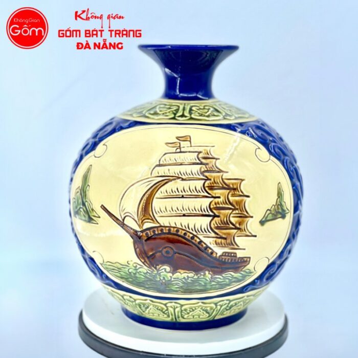 binh-hut-loc-bat-trang-hoa-tiet-thuan-buom-xuoi-gio-khac-noi-mau-xanh-duong-cao-30cm