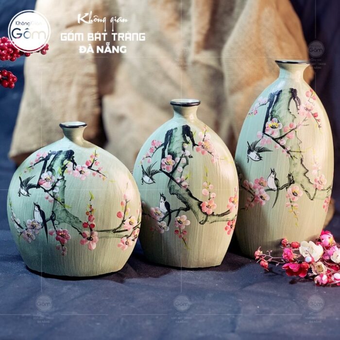 bo-3-binh-hoa-gom-su-decor-mau-xanh-ngoc-hoa-tiet-en-dao