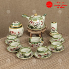 Bộ ấm chén màu ngà quai chuôi họa tiết Hoa Sen vẽ tay BT-BAT37