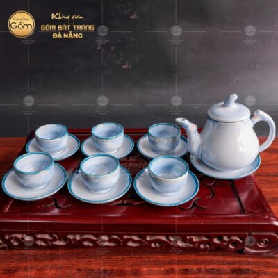 bo-am-chen-men-hoa-bien-xanh-duong-ke-vien