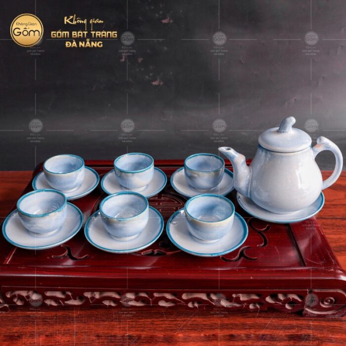 bo-am-chen-men-hoa-bien-xanh-duong-ke-vien