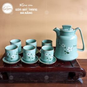 Bộ ấm chén dáng cổ điển men lam ngọc hoạ tiết đào trắng BT-BAT53