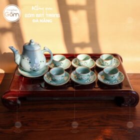 Bộ ấm chén dáng hồ lô men lam ngọc hoạ tiết đào trắng BT-BAT54