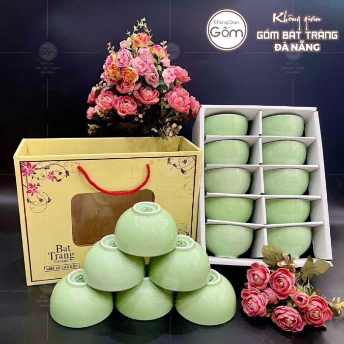 bo-10-bat-com-mau-xanh-ngoc-tron-gom-su-bat-trang