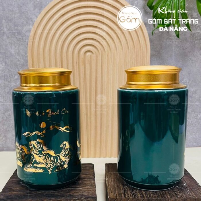 hu-dung-tra-gom-su-dang-tru-mau-xanh-coban-hoa-tiet-ma-dao-thanh-cong