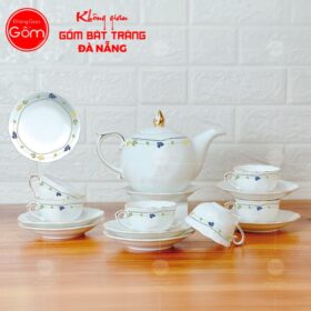 Bộ ấm chén sứ trắng kẻ chỉ vàng dây hoa chạy viền BT-BAT79