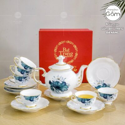 bo-am-tra-men-lam-cao-cap-hoa-sen-ve-vang-am-co-dien-3