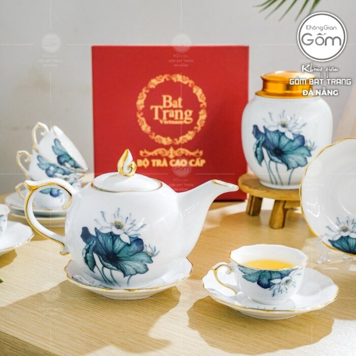 bo-am-tra-men-lam-cao-cap-hoa-sen-ve-vang-am-tron (2)
