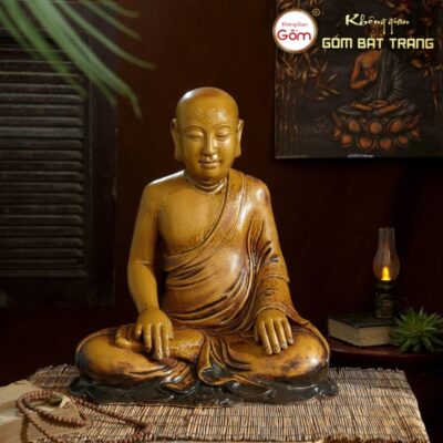 Tượng Tôn thượng phật hoàng Trần Nhân Tông màu nâu gốm sứ Bát Tràng BT-TP31