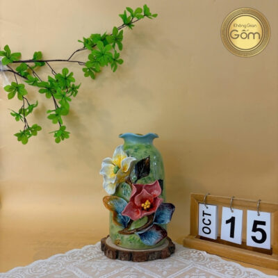 binh-hoa-mieng-luon-dap-noi-hoa-ly-mau-xanh-1