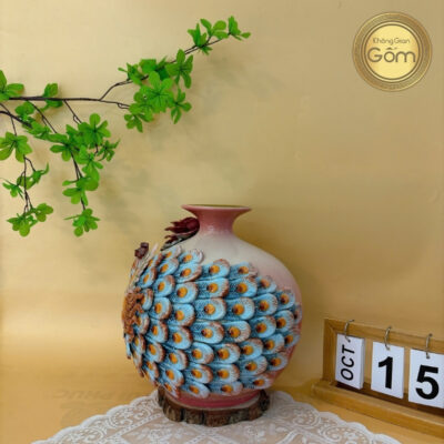 binh-hut-loc-chim-cong-xoe-duoi-3