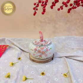 Hũ mứt dáng quả bí hoạ tiết hoa đào vẽ tay BT-HM06