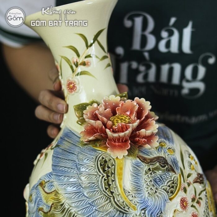 bao-binh-gom-su-bat-trang-hoa-tiet-cong-dao-men-hanh-vang-dap-noi (6)