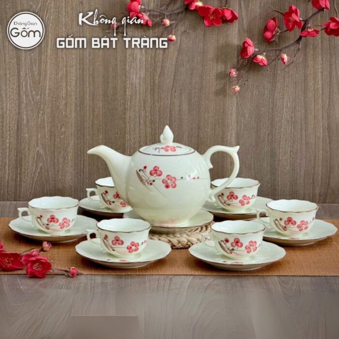bo-am-chen-bat-trang-hoa-tiet-hoa-dao-do-ve-tay (1)