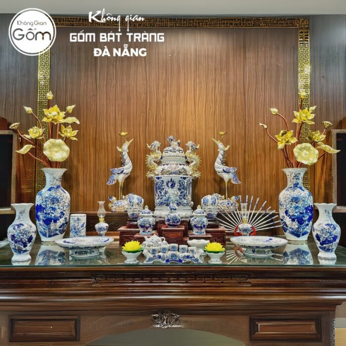 Bộ đồ thờ có đỉnh hạc men lam vẽ vàng hoạ tiết song long liên hoa tại Đà Nẵng BT-BĐT30