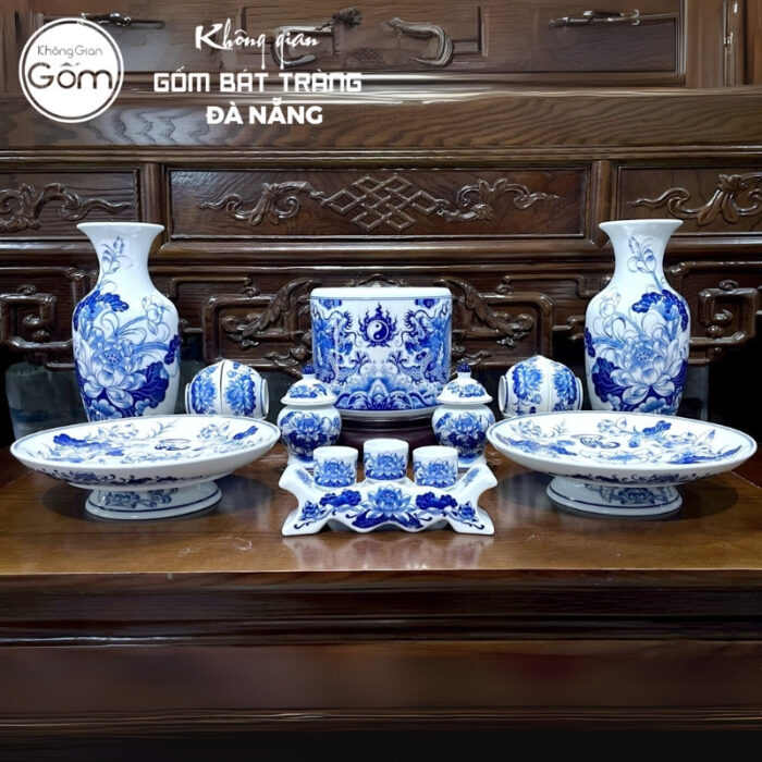 Bộ đồ thờ men lam họa tiết liên hoa tại Đà Nẵng BT-BĐT104