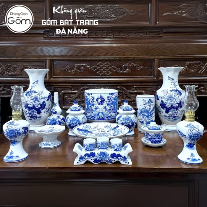 Bộ đồ thờ men lam họa tiết liên hoa tại Đà Nẵng BT-BĐT105