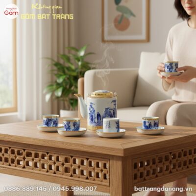 cận cảnh bộ ấm trà Bát Tràng men lam Trúc Lâm T...